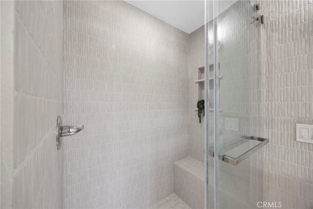 5894 E Appian