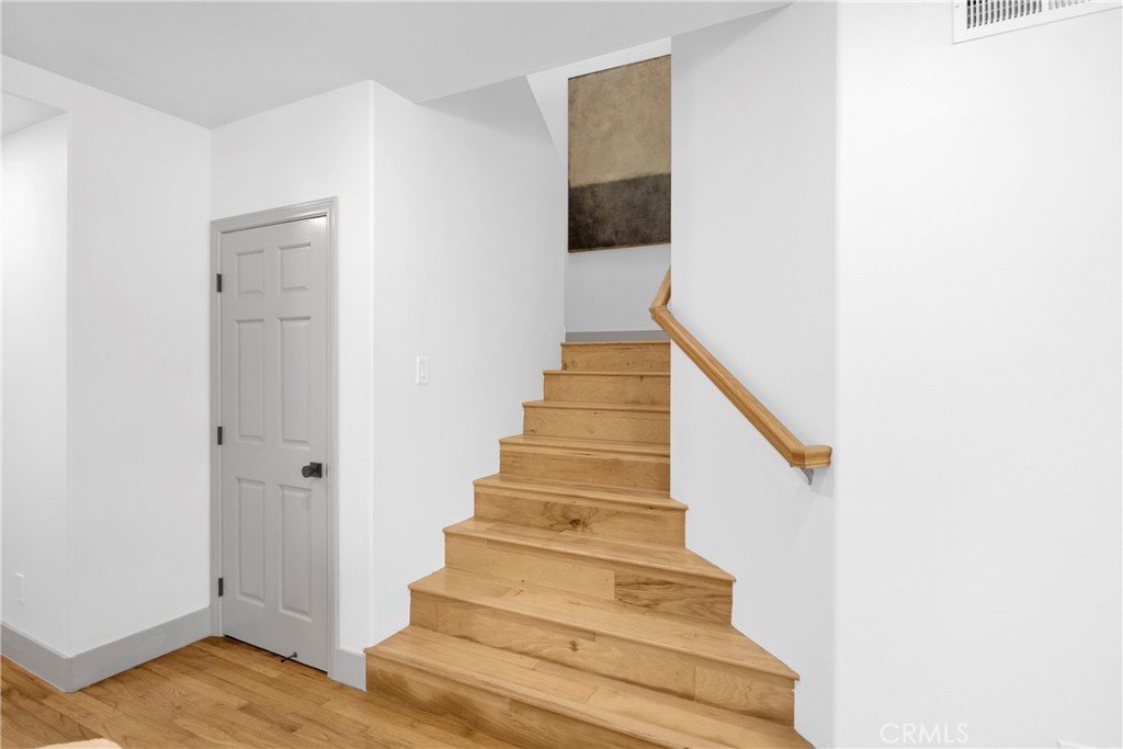 5894 E Appian