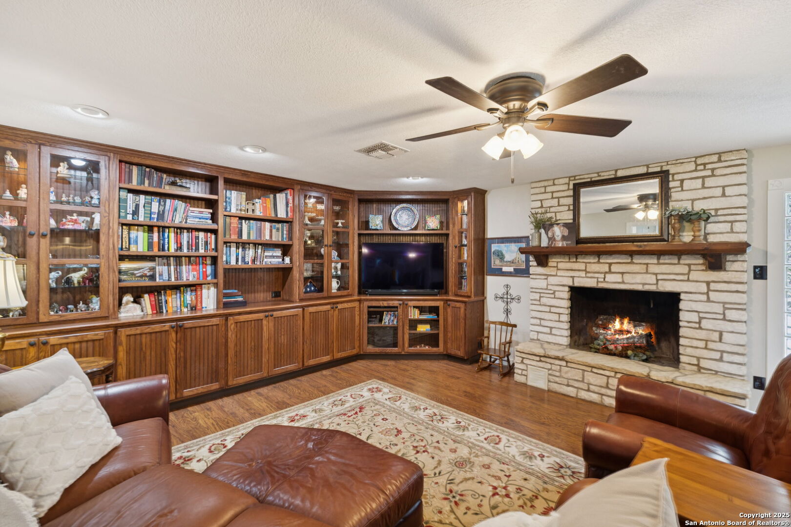 452 Stoneleigh Rd
