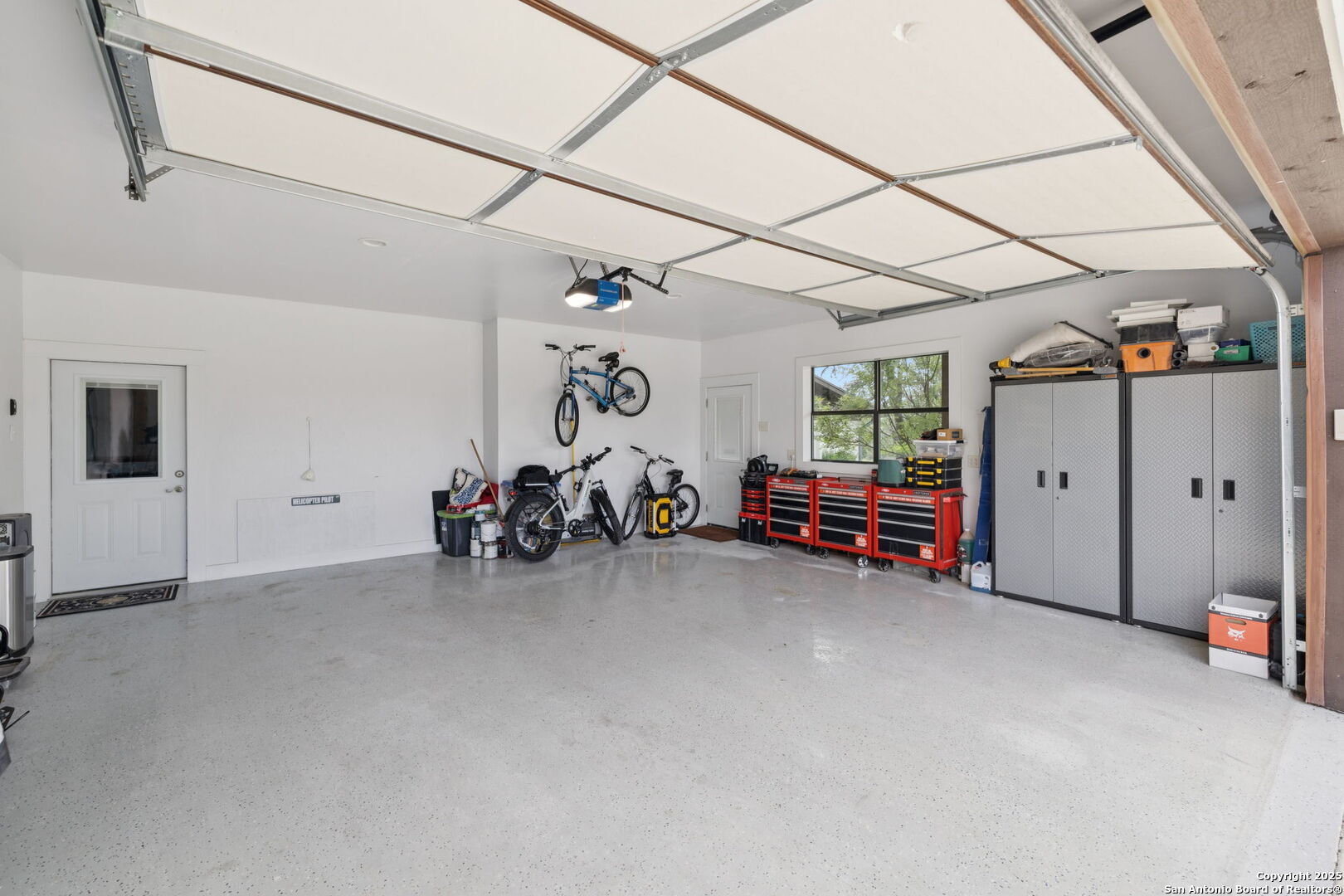 452 Stoneleigh Rd