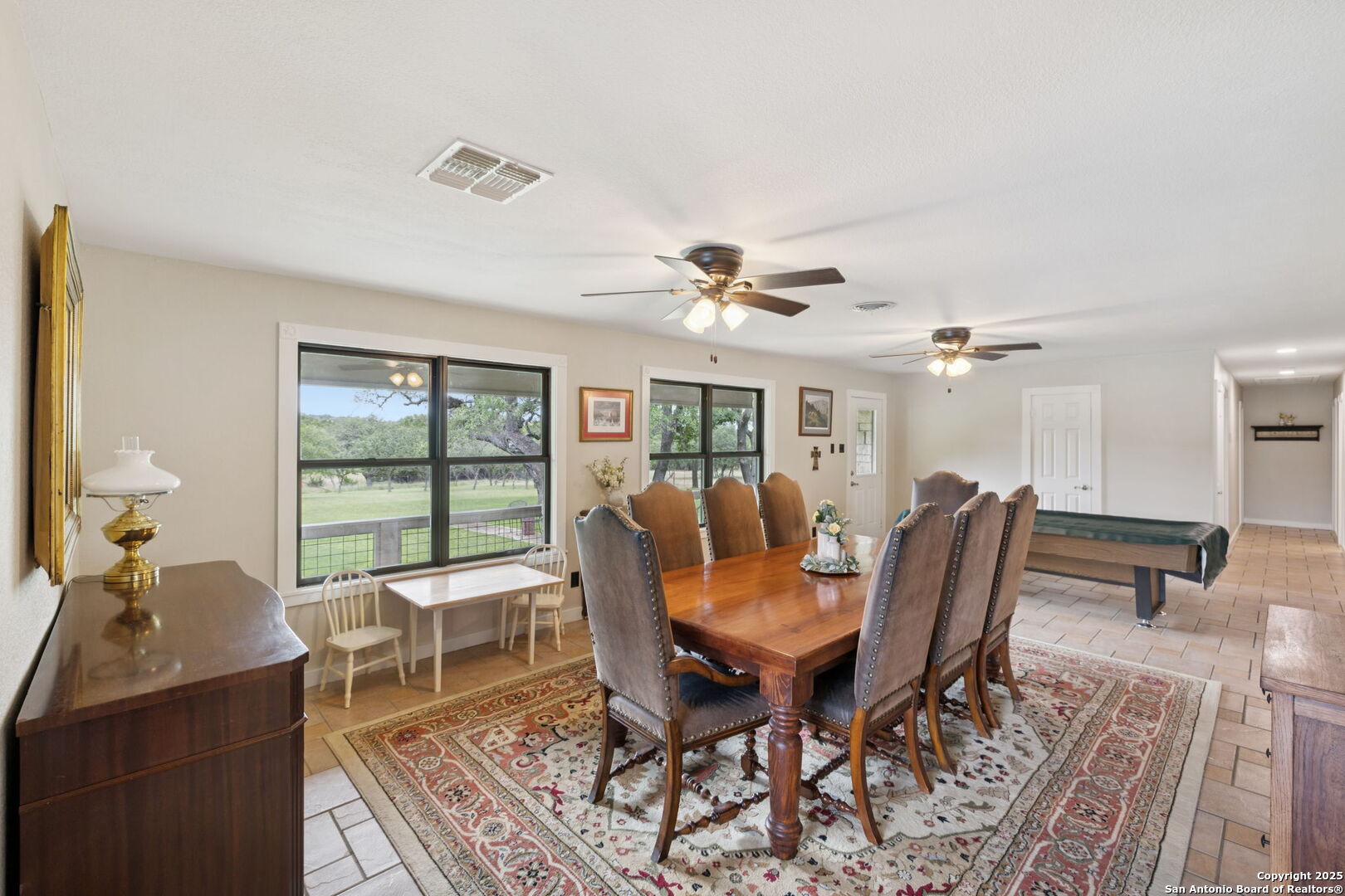 452 Stoneleigh Rd