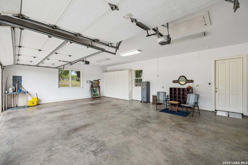 415 HIDDEN HILLS RANCH RD