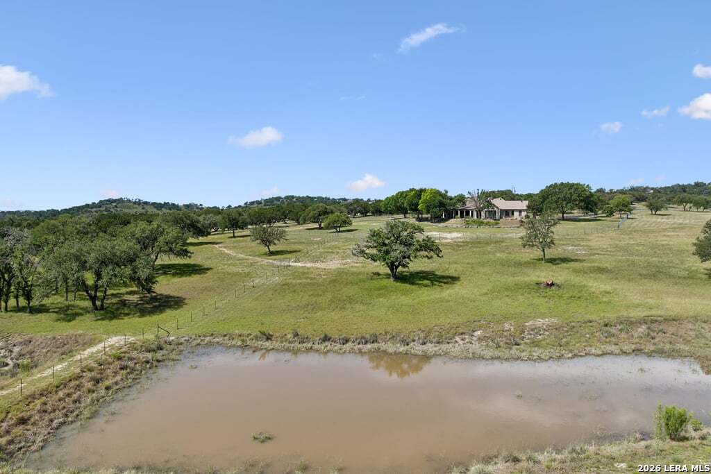 415 HIDDEN HILLS RANCH RD