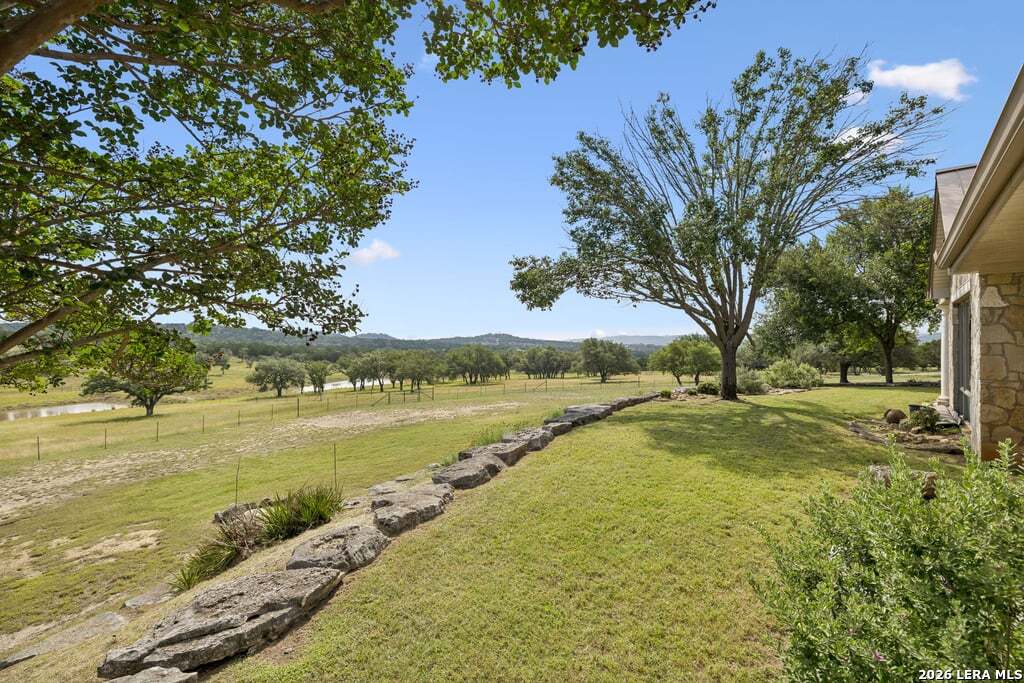 415 HIDDEN HILLS RANCH RD