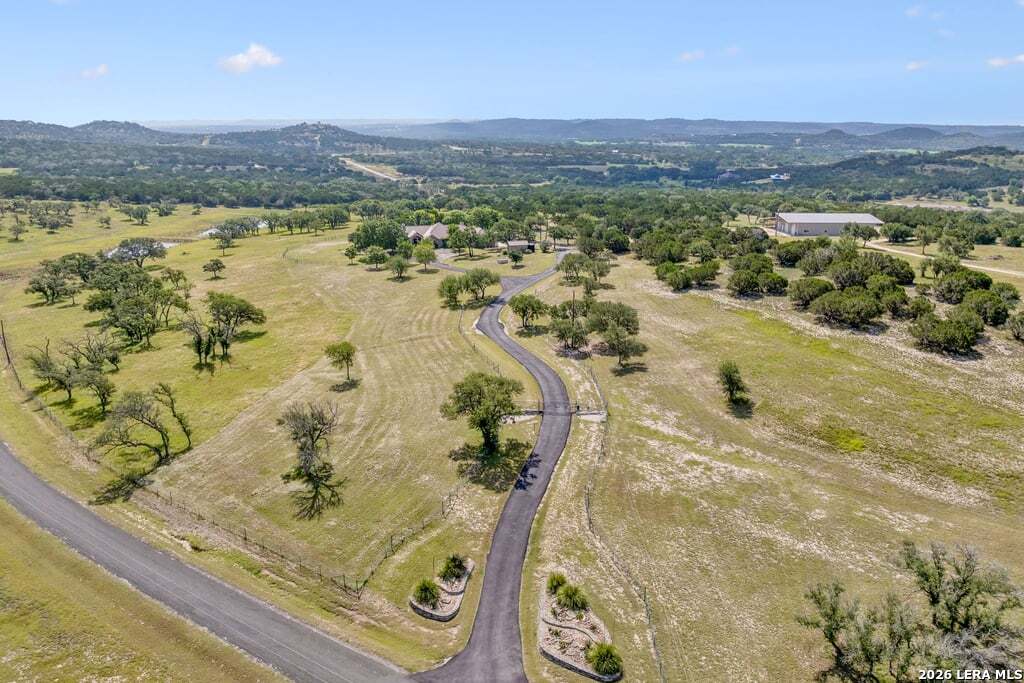415 HIDDEN HILLS RANCH RD