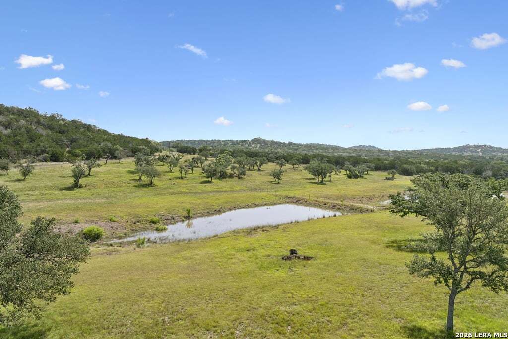 415 HIDDEN HILLS RANCH RD