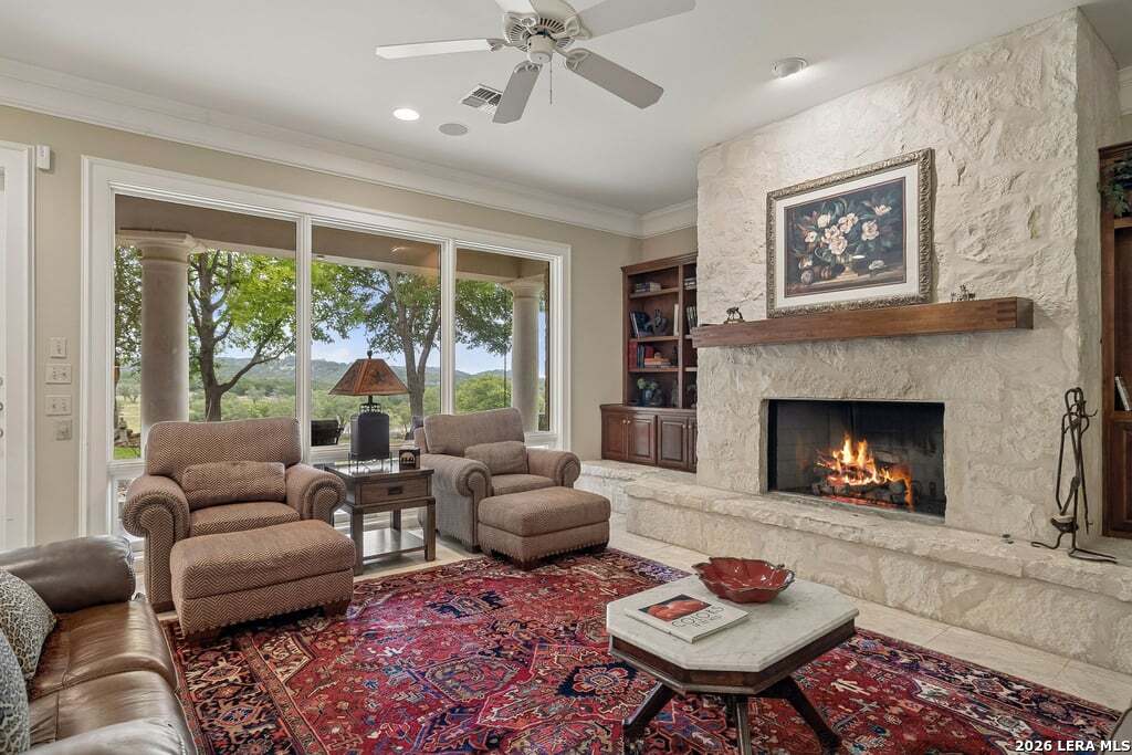 415 HIDDEN HILLS RANCH RD