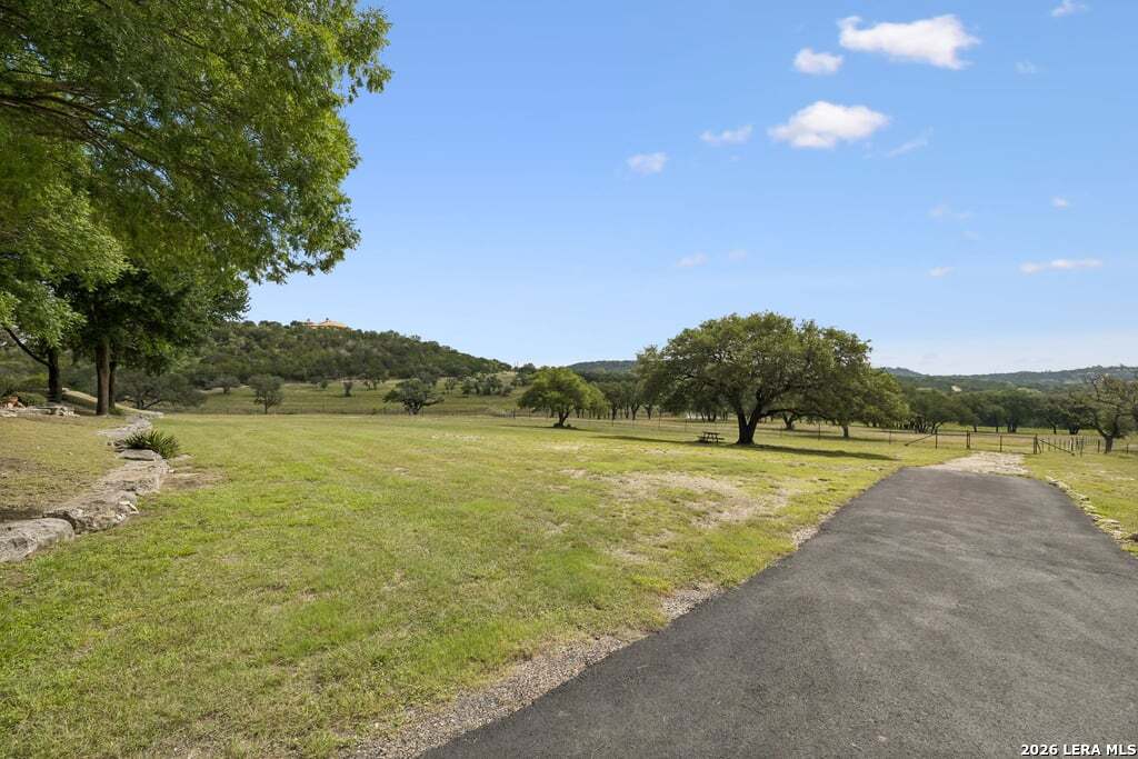 415 HIDDEN HILLS RANCH RD