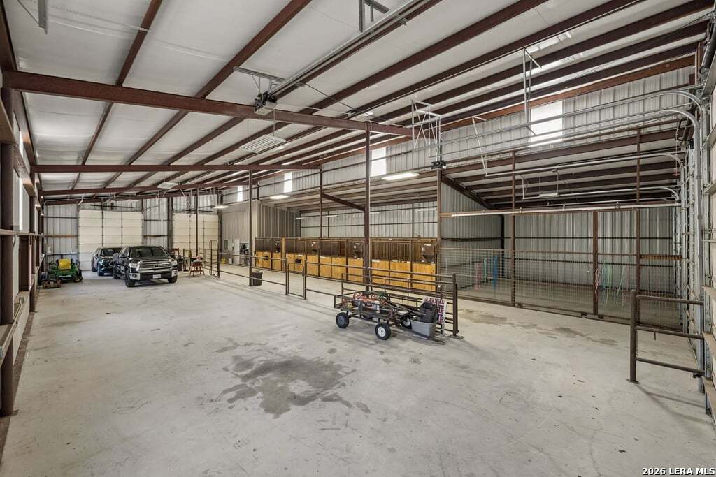 415 HIDDEN HILLS RANCH RD