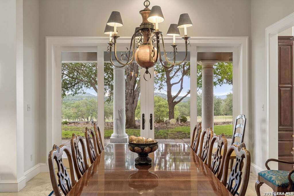 415 HIDDEN HILLS RANCH RD