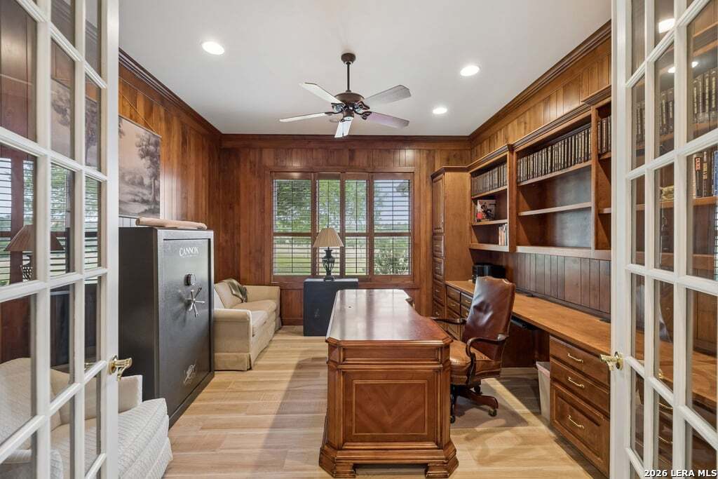 415 HIDDEN HILLS RANCH RD