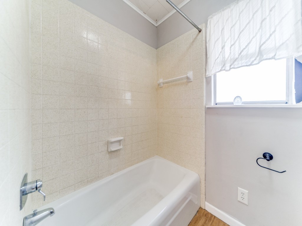 314 W Nimitz St