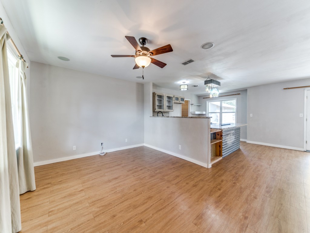 314 W Nimitz St