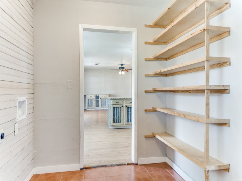 314 W Nimitz St