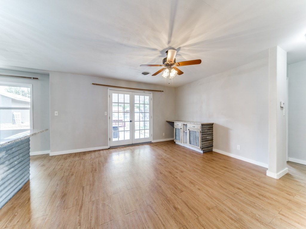 314 W Nimitz St