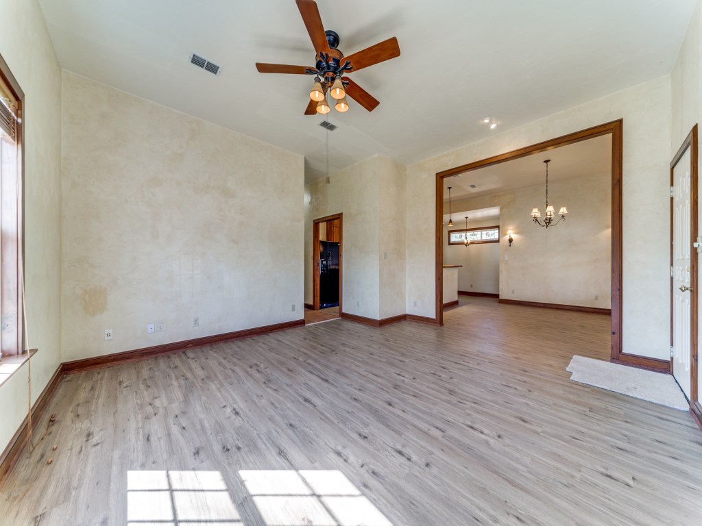 805 Franklin