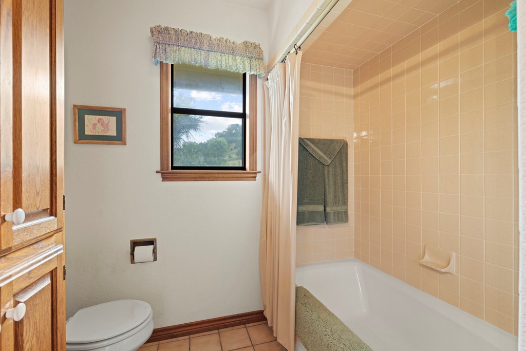 382 Country Creek Lane
