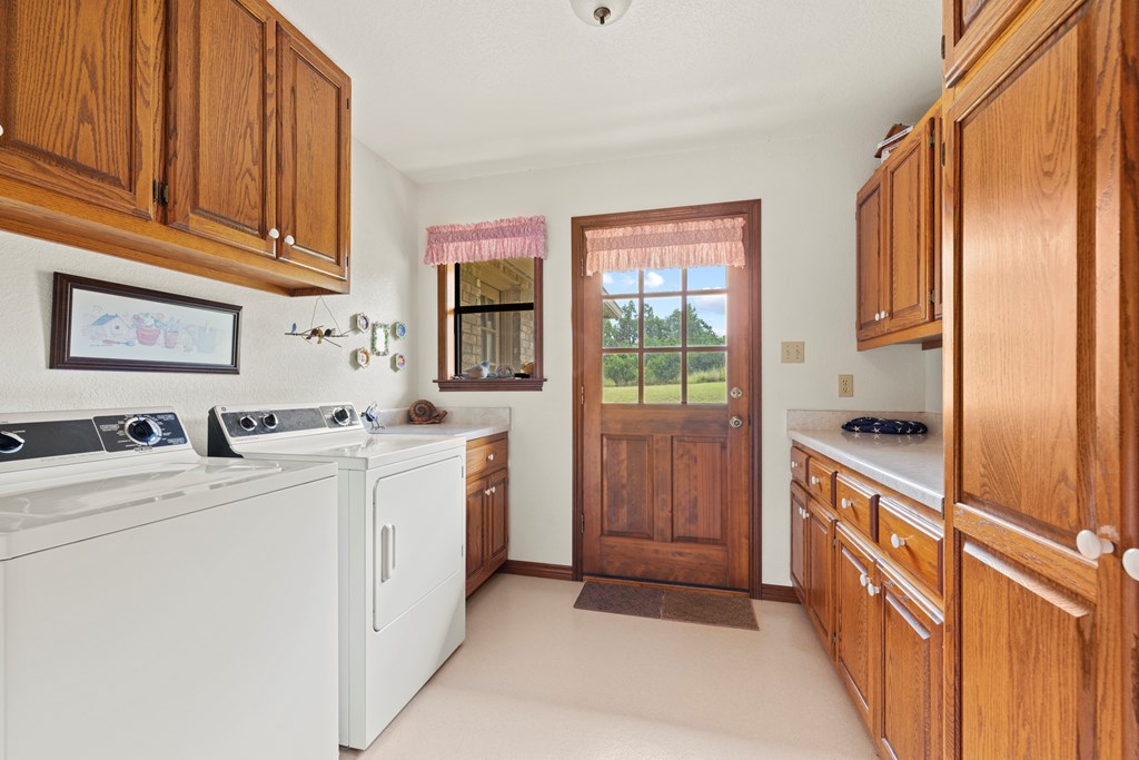 382 Country Creek Lane