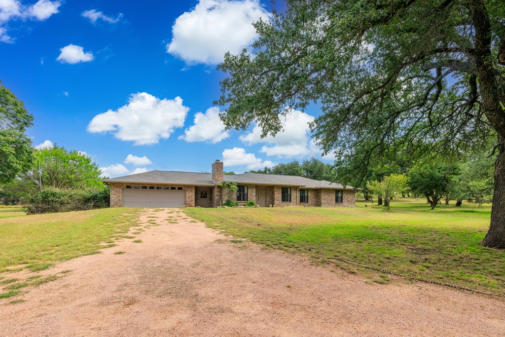 382 Country Creek Lane