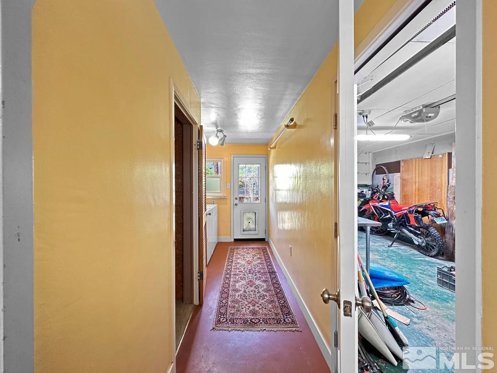 987 Mount Rose Street