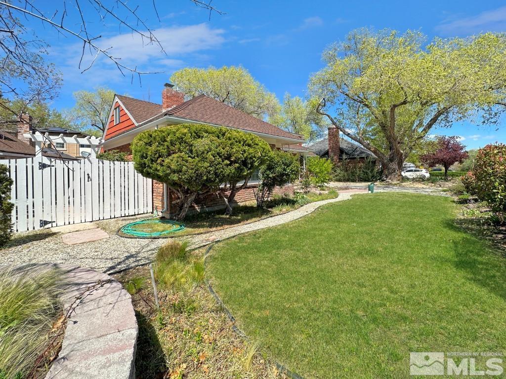 987 Mount Rose Street