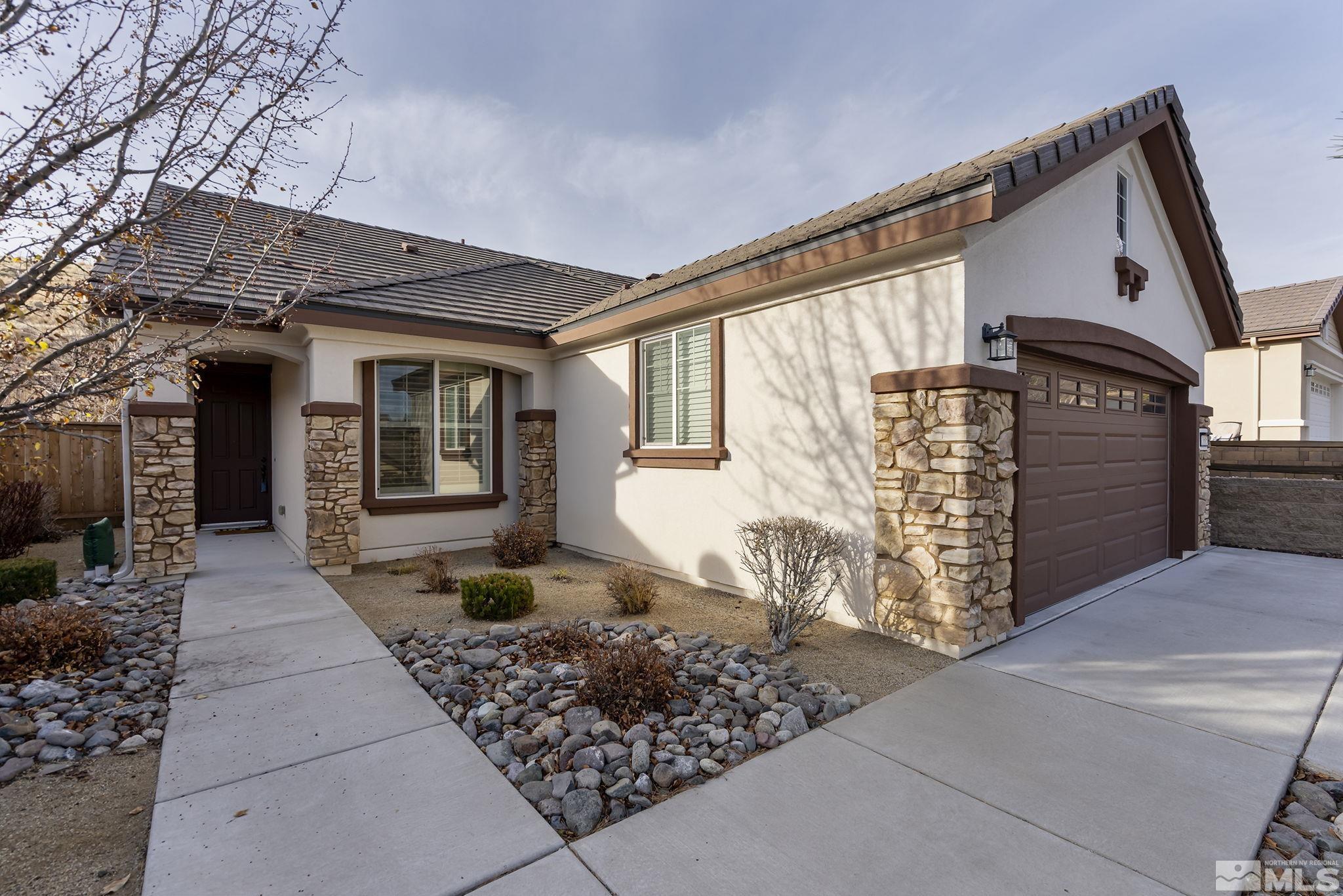 1685 W Del Webb Parkway