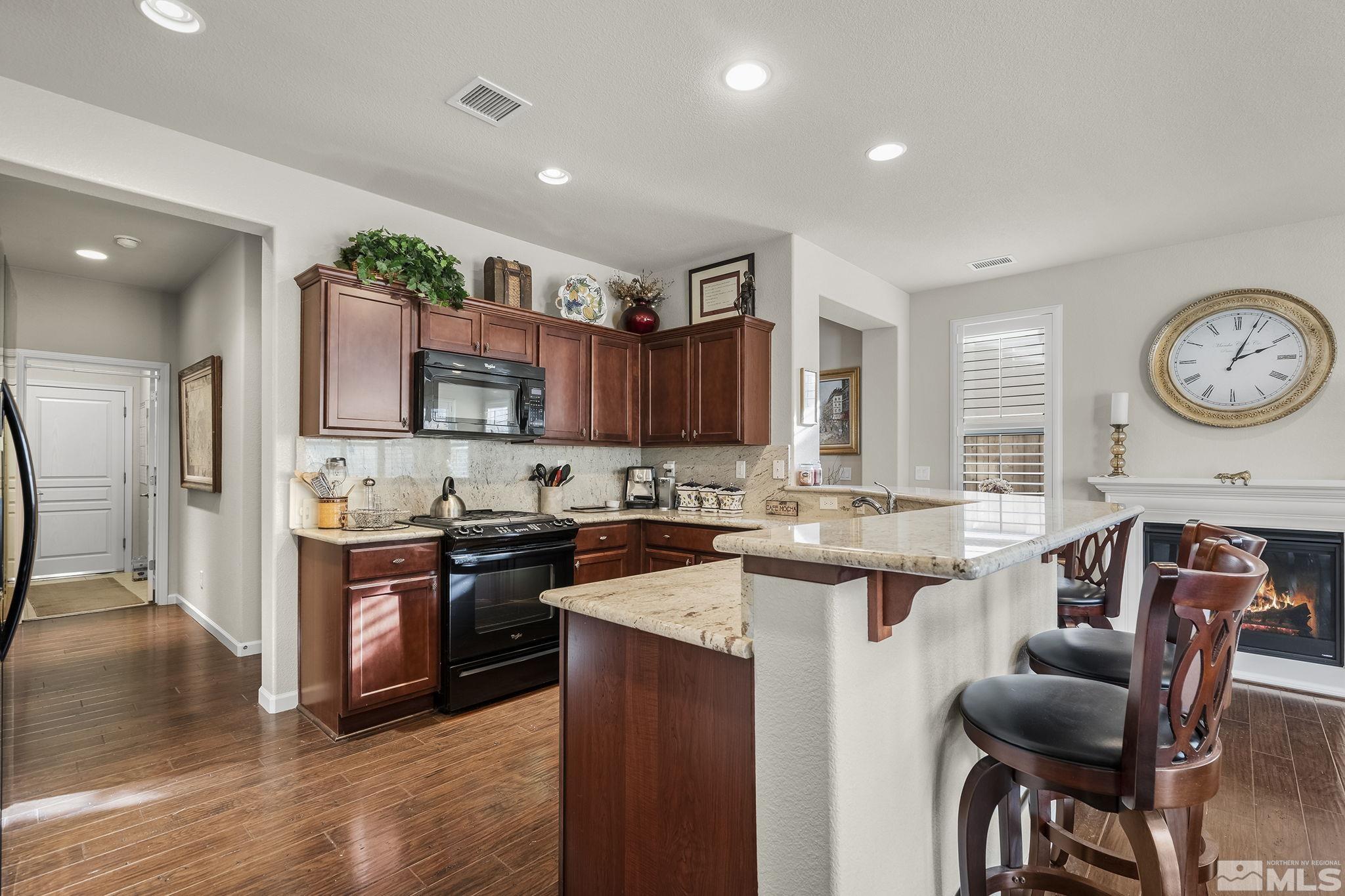 1685 W Del Webb Parkway
