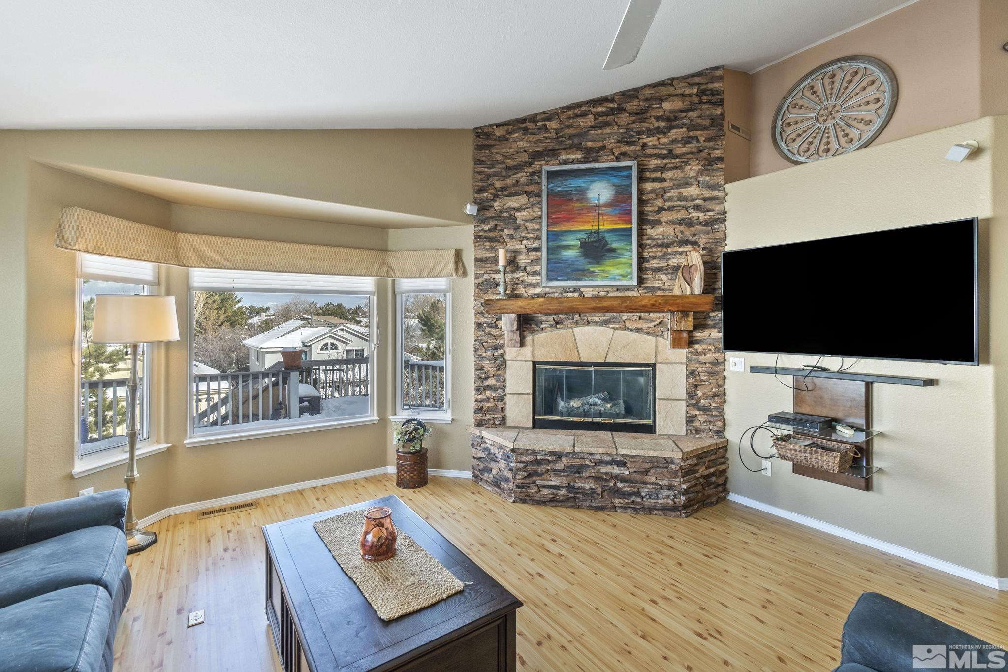 6075 Sunrise Meadows Loop