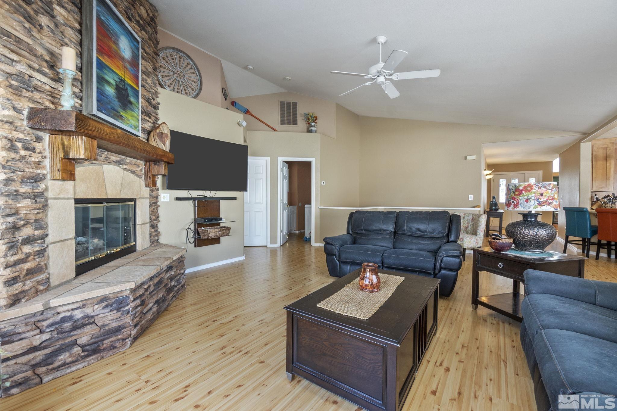 6075 Sunrise Meadows Loop