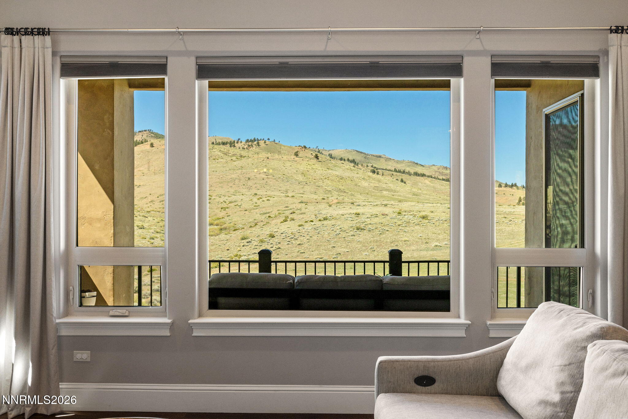 3172 Vista Favoloso Drive