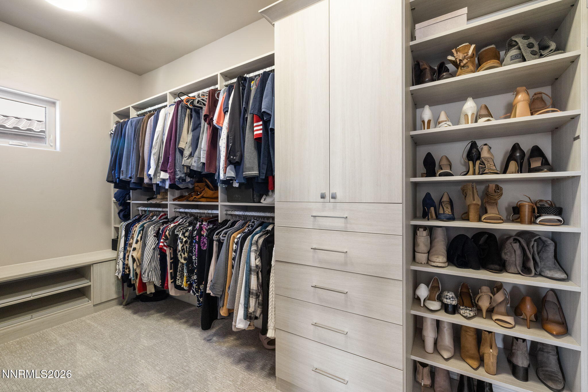 3172 Vista Favoloso Drive