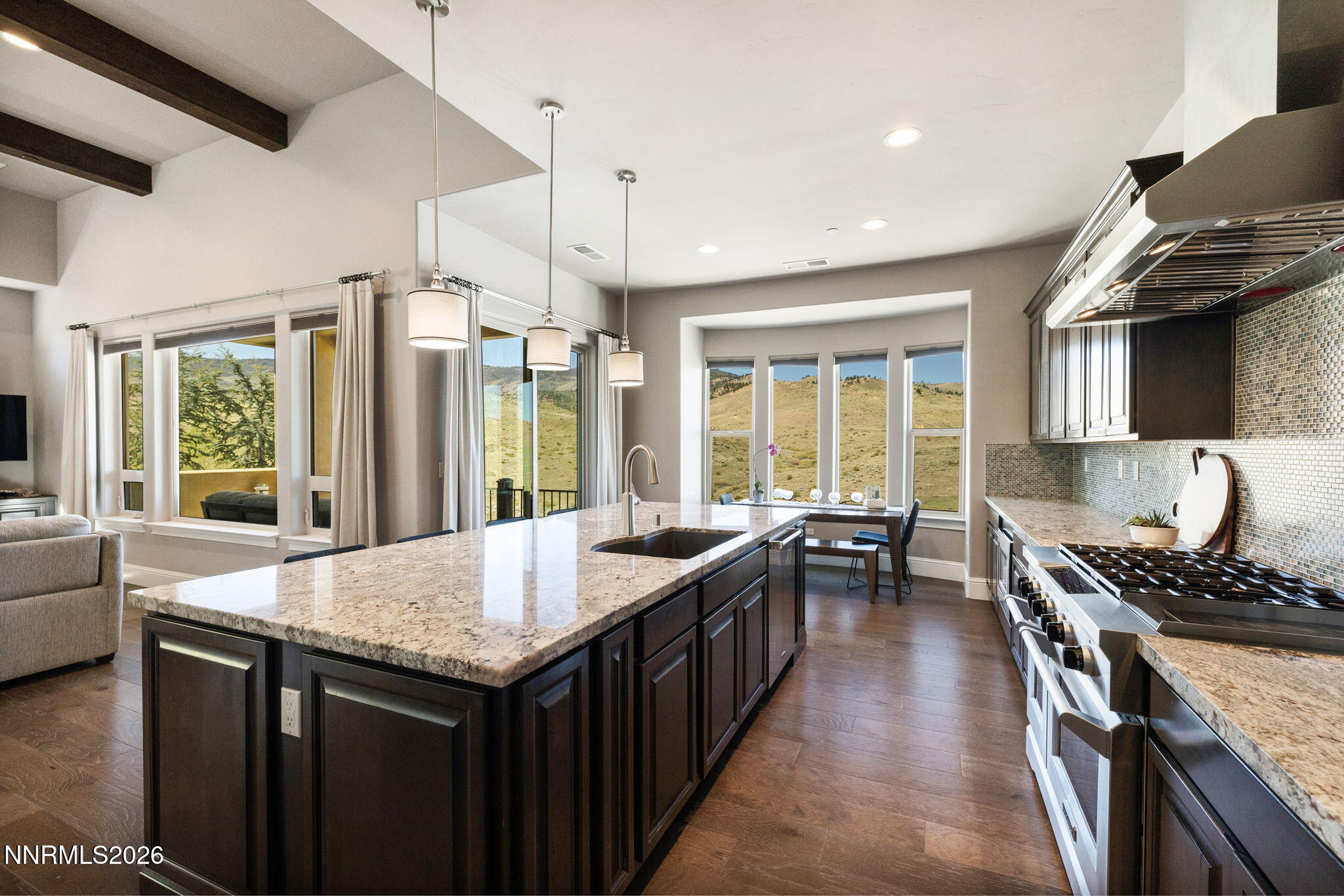 3172 Vista Favoloso Drive