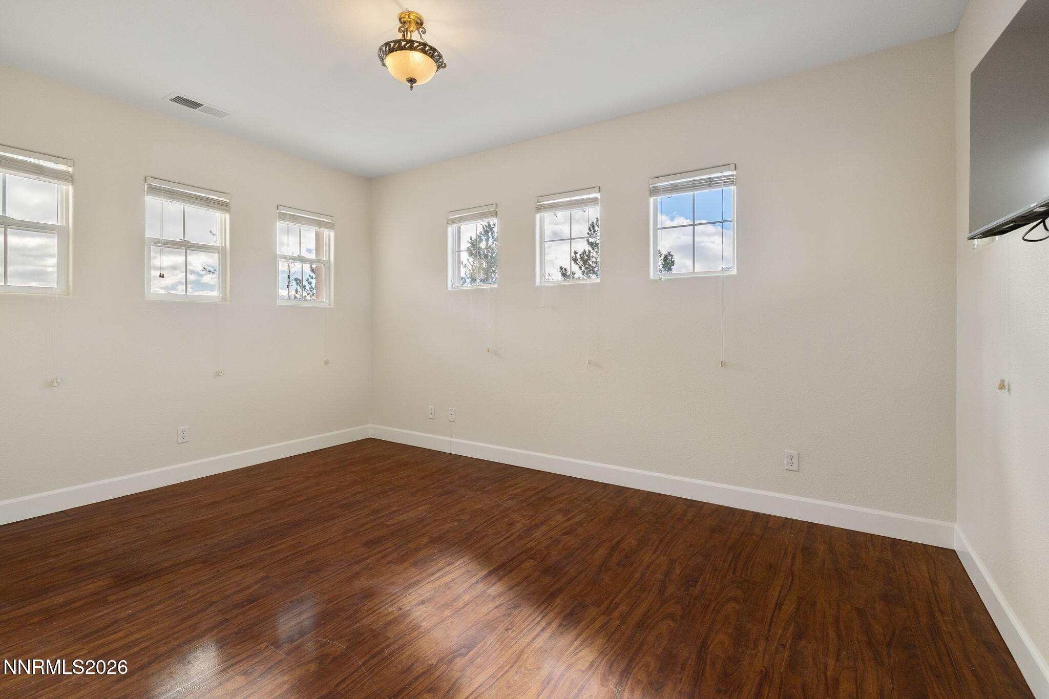 2983 Roundrock Court