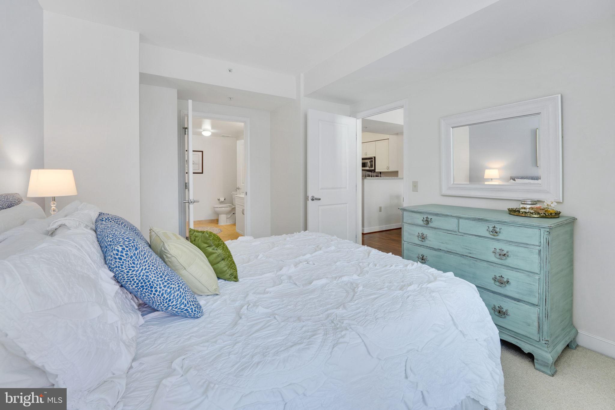 555 Massachusetts AVENUE NW Unit: 311