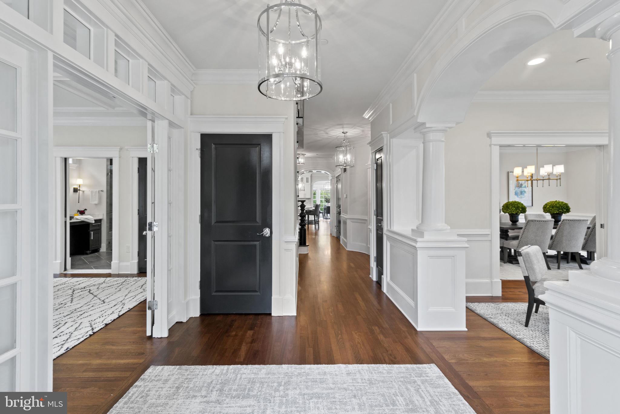 4220 Van Ness St NW