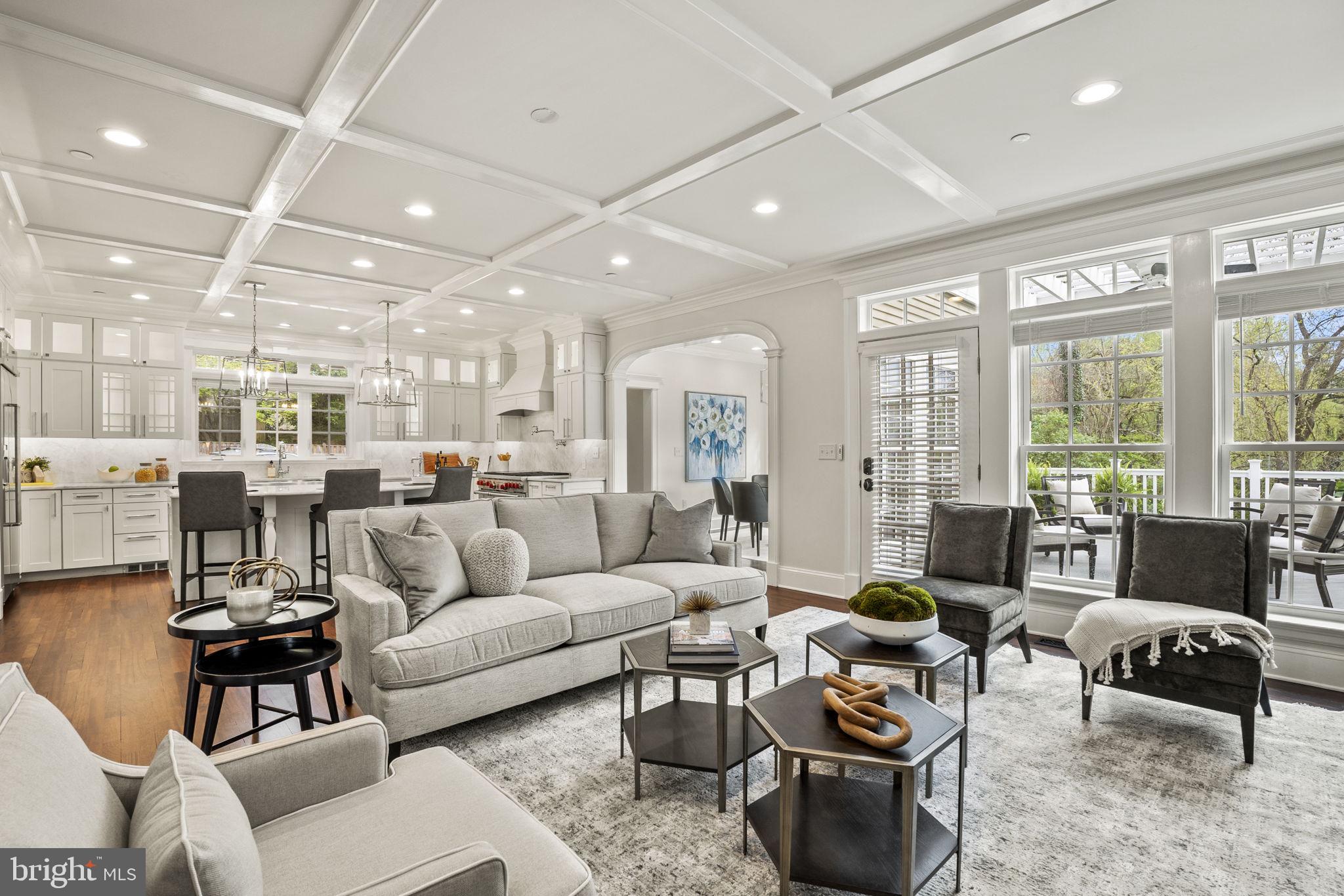 4220 Van Ness St NW