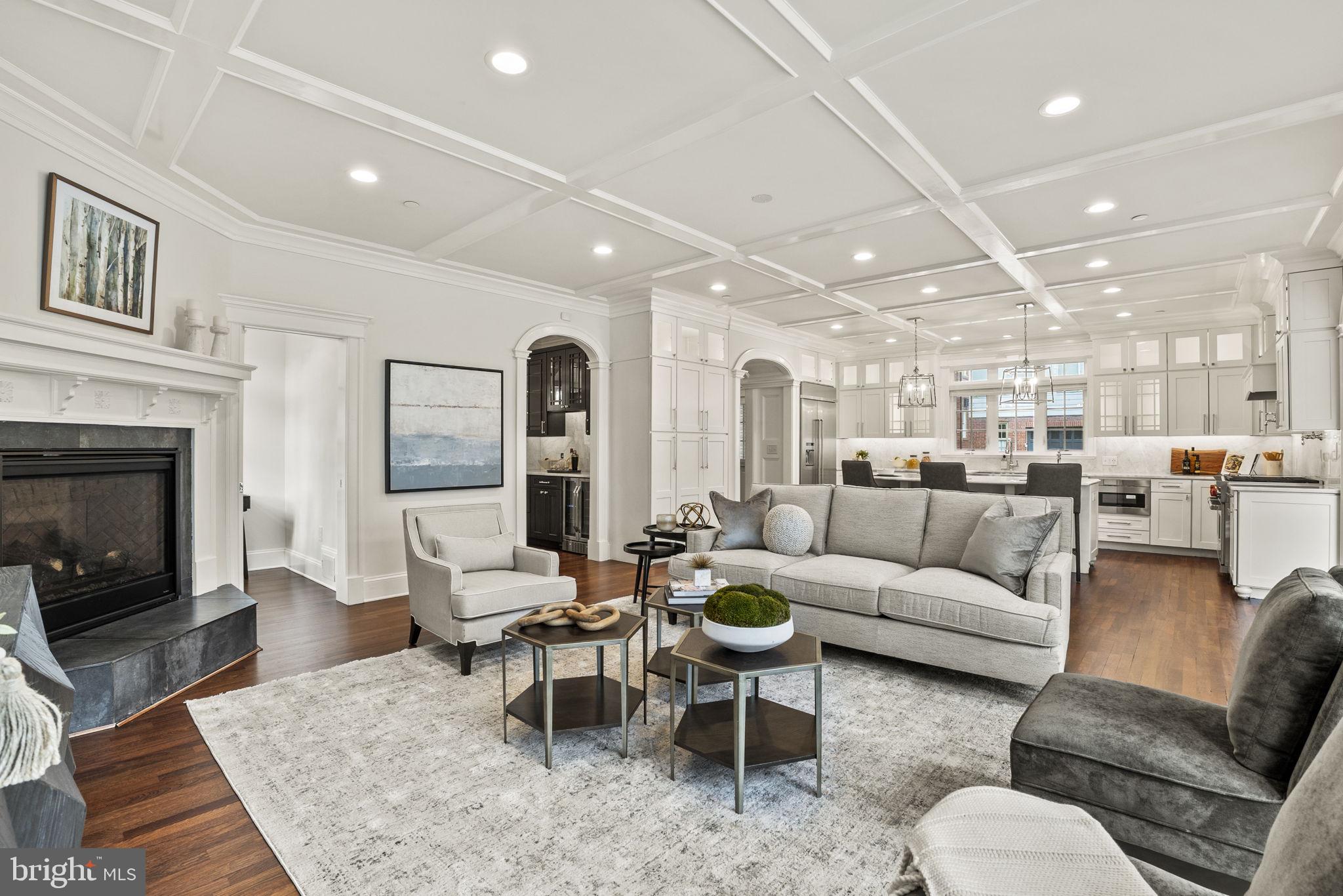 4220 Van Ness St NW