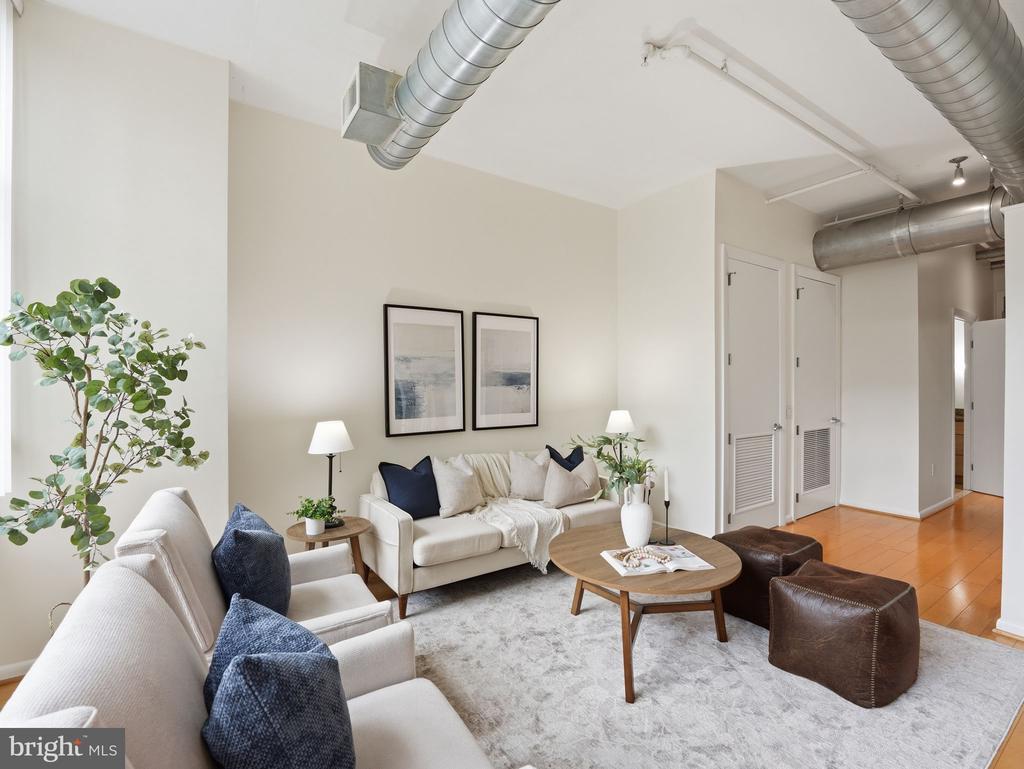 811 4TH STREET NW 402