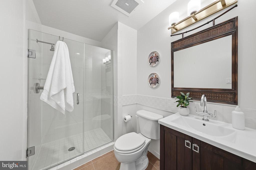 929 FLORIDA AVENUE NW Unit: 5005