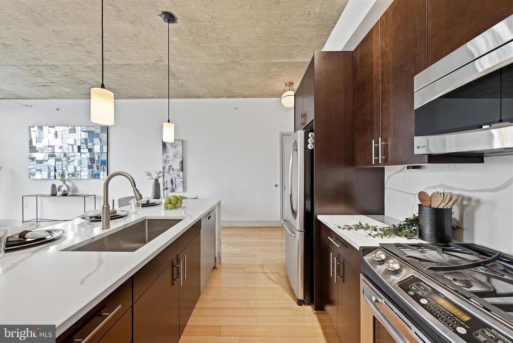 929 FLORIDA AVENUE NW Unit: 5005