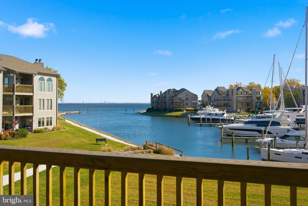 7026 CHANNEL VILLAGE COURT 102