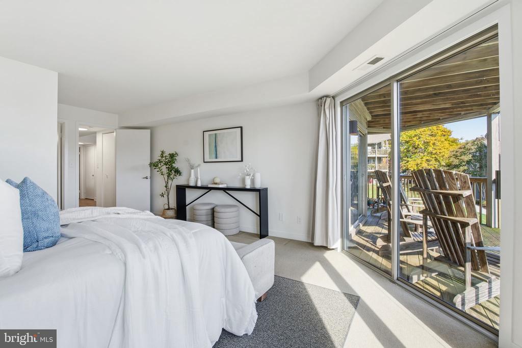 7026 CHANNEL VILLAGE COURT 102