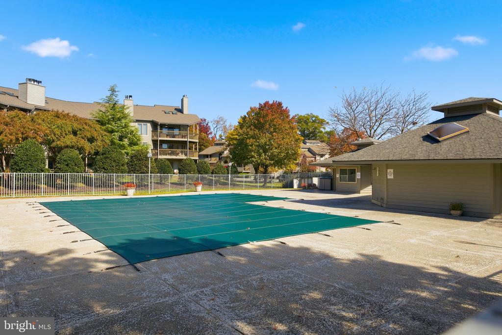 7026 CHANNEL VILLAGE COURT 102