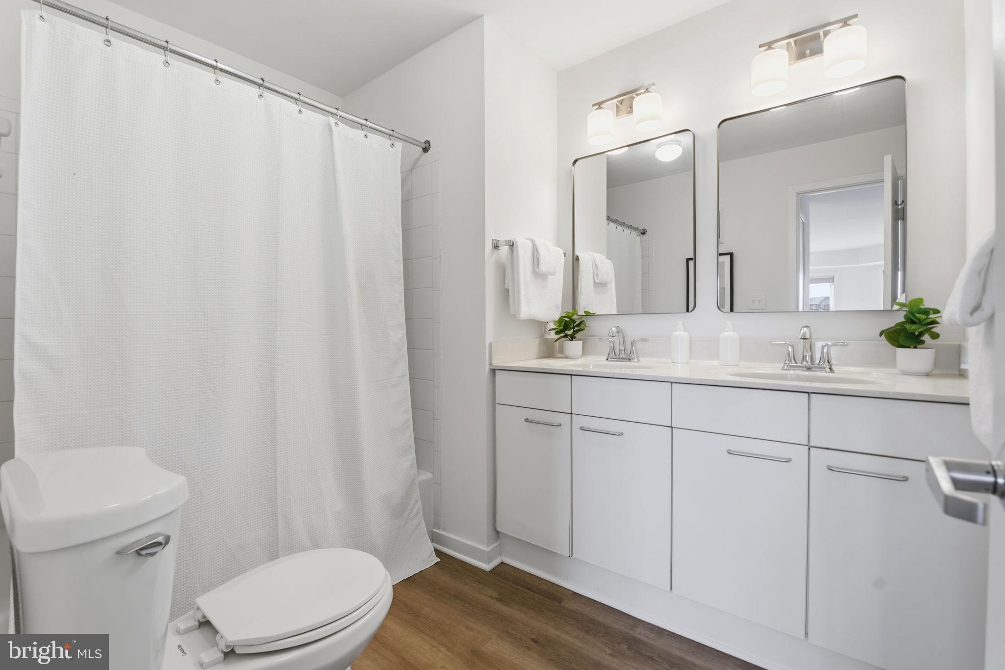 7026 CHANNEL VILLAGE COURT 102