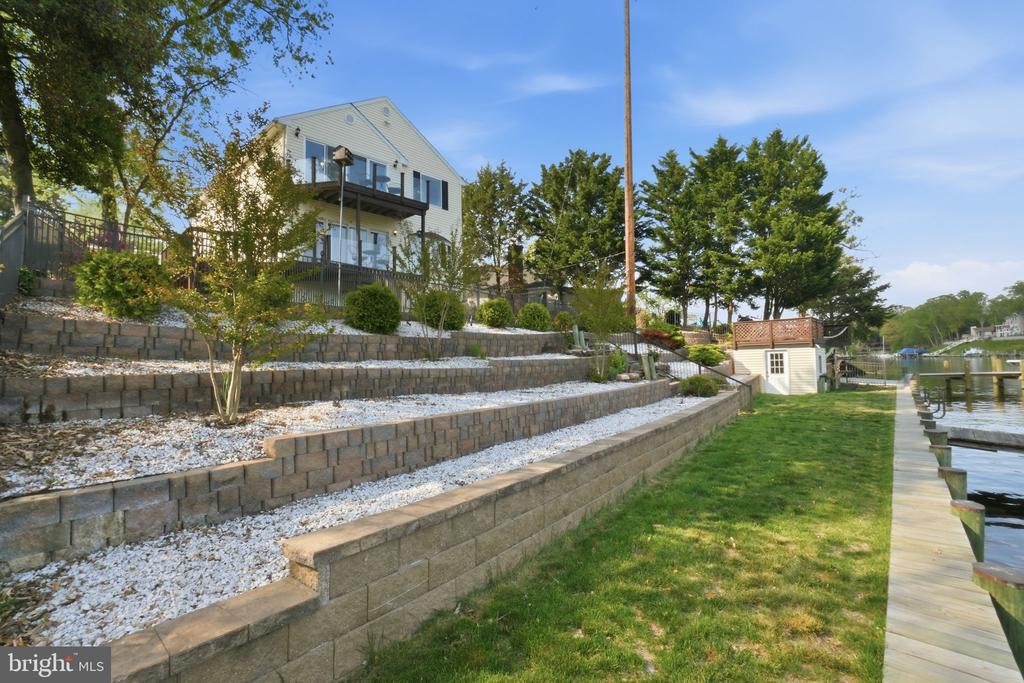 426 RIVERSIDE DRIVE