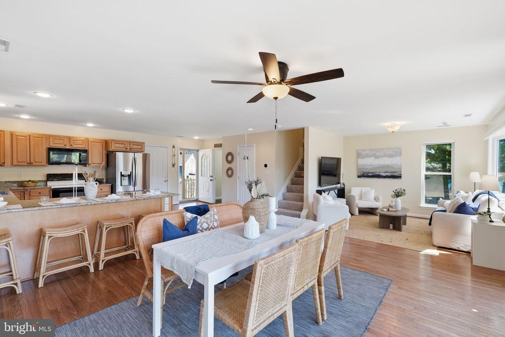 426 RIVERSIDE DRIVE