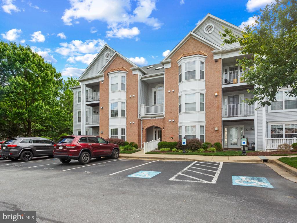 2002 PHILLIPS TERRACE 11