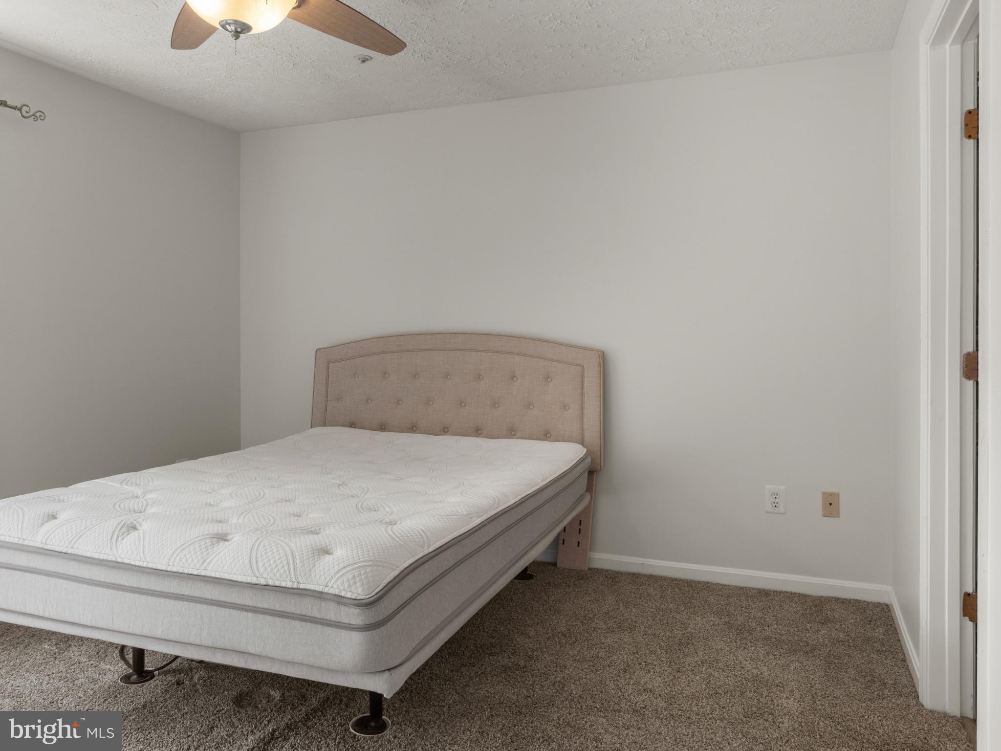 2002 PHILLIPS TERRACE 11