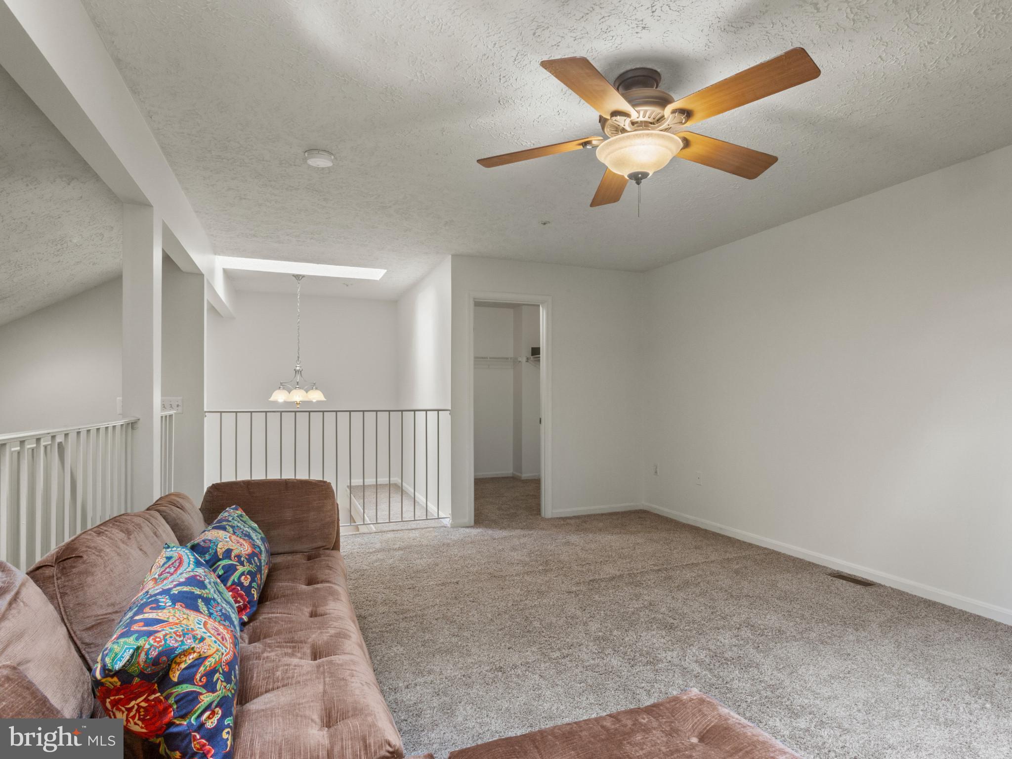 2002 PHILLIPS TERRACE 11