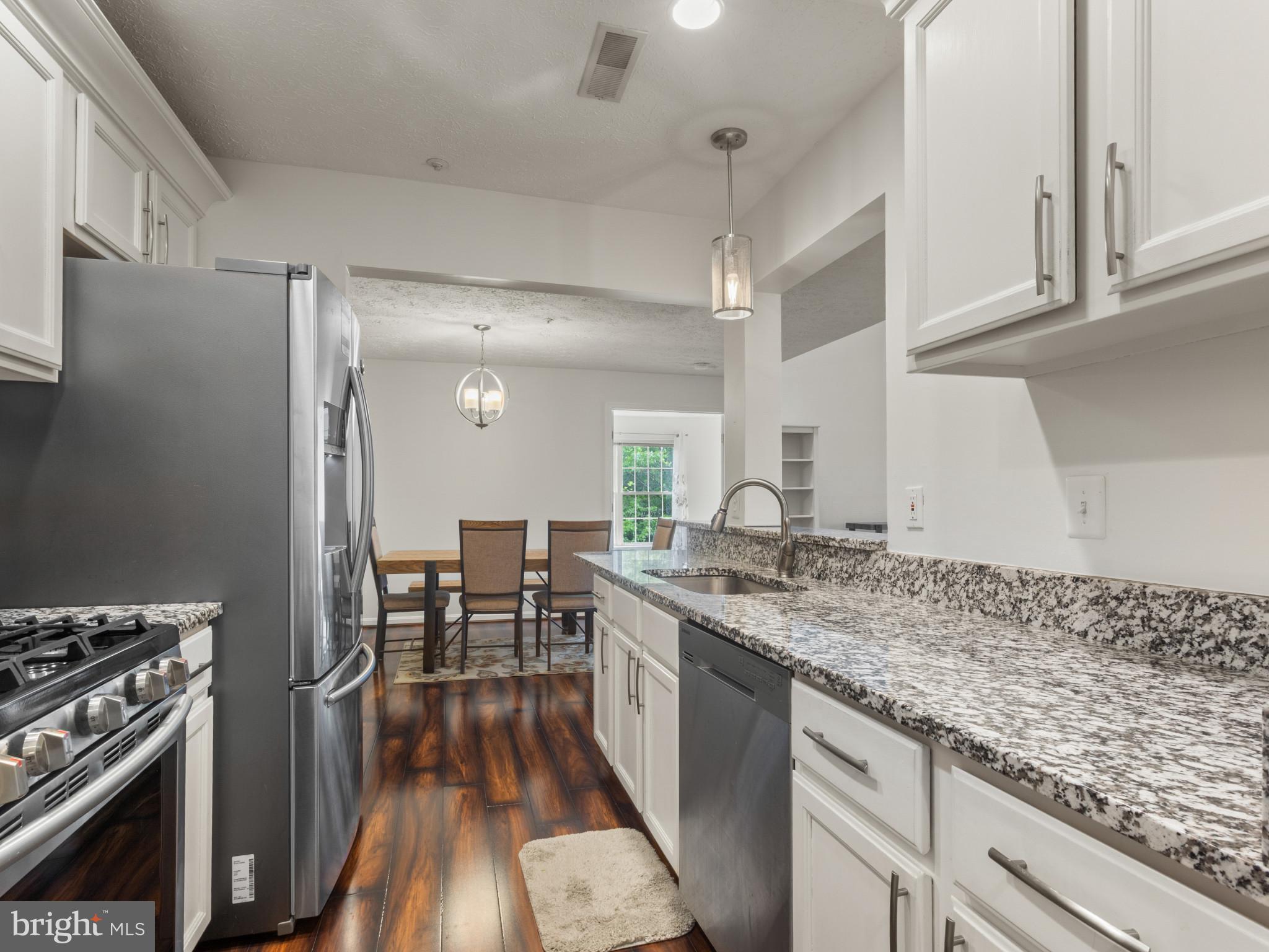 2002 PHILLIPS TERRACE 11